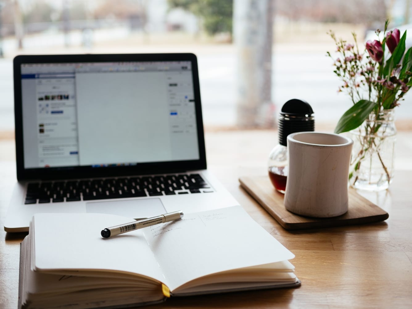 7 tips to turn your social media followers into donors