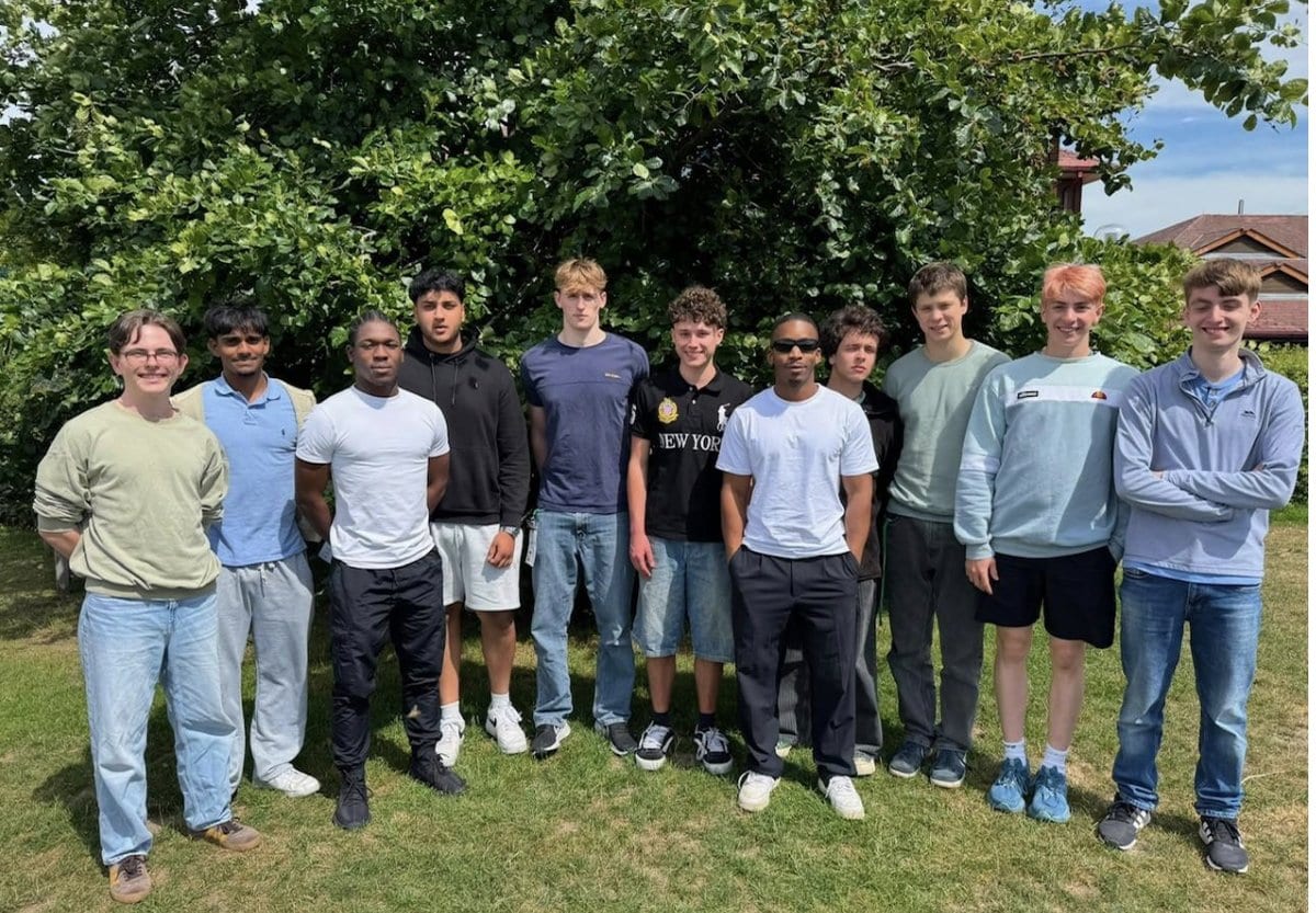 The team of 11 Whitgift alumni callers